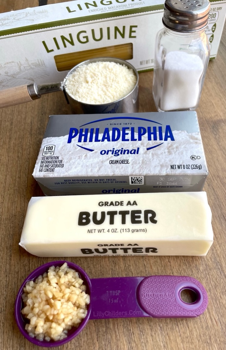 Easy pasta dinner idea! How to make a yummy pasta sauce with cream cheese. Similar to Alfredo but easier to make with just a few basic ingredients.